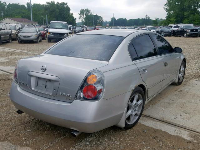 1N4BL11E82C105036 - 2002 NISSAN ALTIMA SE SILVER photo 4