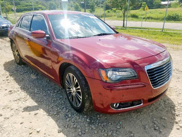 2C3CCAGG1CH182566 - 2012 CHRYSLER 300 S RED photo 1