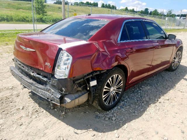 2C3CCAGG1CH182566 - 2012 CHRYSLER 300 S RED photo 4