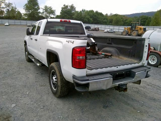 1GT521C88FZ137585 - 2015 GMC SIERRA K35 WHITE photo 3