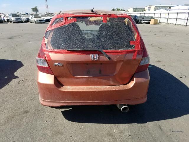 JHMGD37688S061920 - 2008 HONDA FIT SPORT ORANGE photo 9