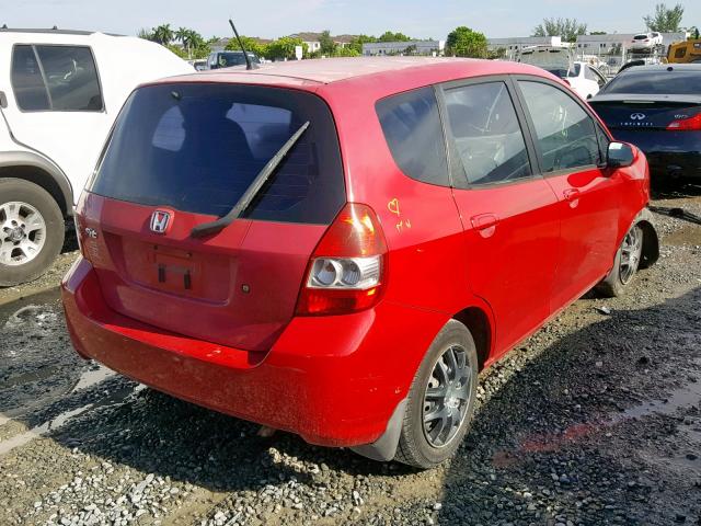 JHMGD38418S033289 - 2008 HONDA FIT RED photo 4