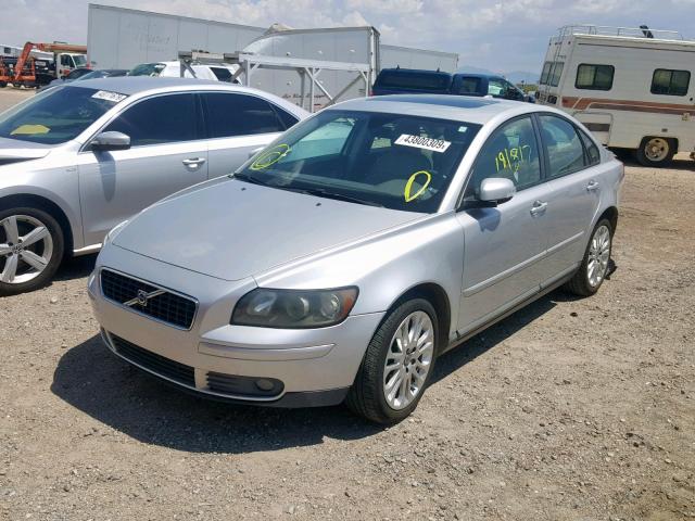 YV1MS382072279588 - 2007 VOLVO S40 2.4I SILVER photo 2