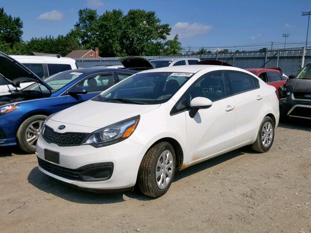 KNADM4A30F6449834 - 2015 KIA RIO LX WHITE photo 2