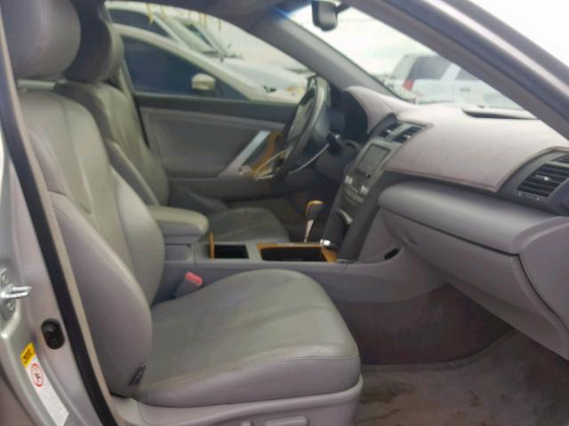 JTNBK46K173017428 - 2007 TOYOTA CAMRY LE SILVER photo 5