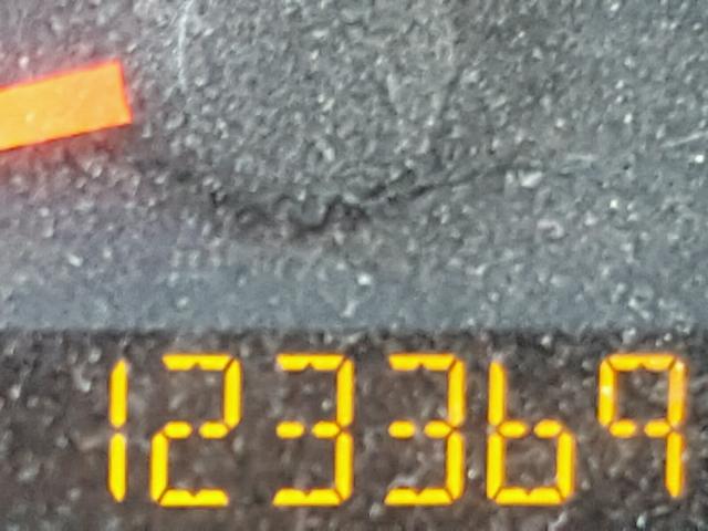 1G8AJ55F47Z173595 - 2007 SATURN ION LEVEL WHITE photo 8