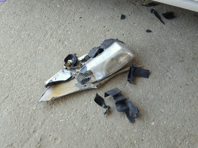 1G8AJ55F47Z173595 - 2007 SATURN ION LEVEL WHITE photo 9