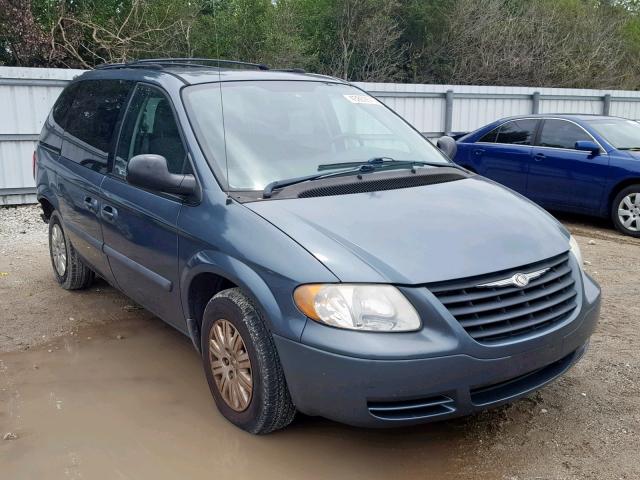 1C4GP45R75B346972 - 2005 CHRYSLER TOWN & COU BLUE photo 1