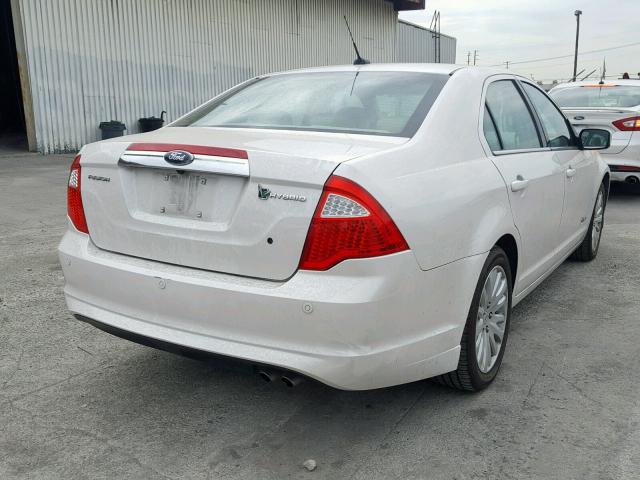 3FADP0L33AR138691 - 2010 FORD FUSION HYB WHITE photo 4