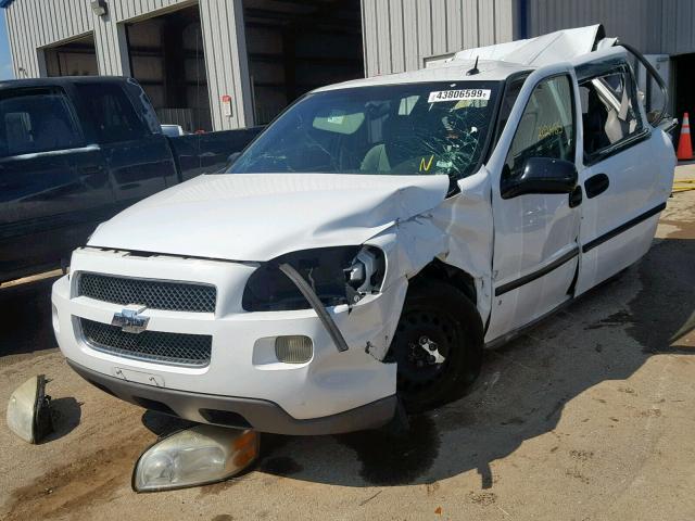 1GNDU23138D160715 - 2008 CHEVROLET UPLANDER L WHITE photo 2