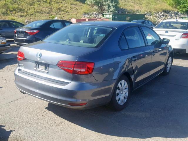 3VW1K7AJ6FM321039 - 2015 VOLKSWAGEN JETTA BASE GRAY photo 4