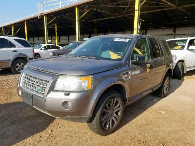 SALFS24N78H028566 - 2008 LAND ROVER LR2 SE TEC SILVER photo 2