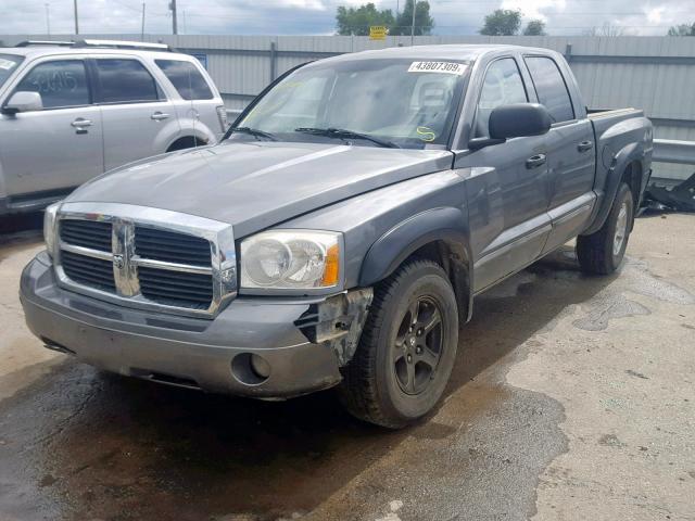 1D7HW48NX5S226413 - 2005 DODGE DAKOTA QUA GRAY photo 2