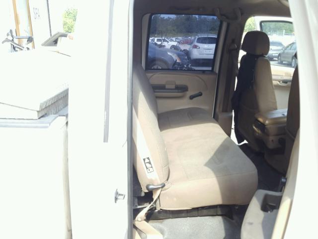 1FTSW30L83EA14111 - 2003 FORD F350 SRW S WHITE photo 6