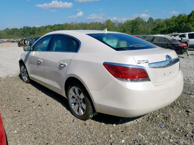 1G4GC5EG2AF133328 - 2010 BUICK LACROSSE C WHITE photo 3