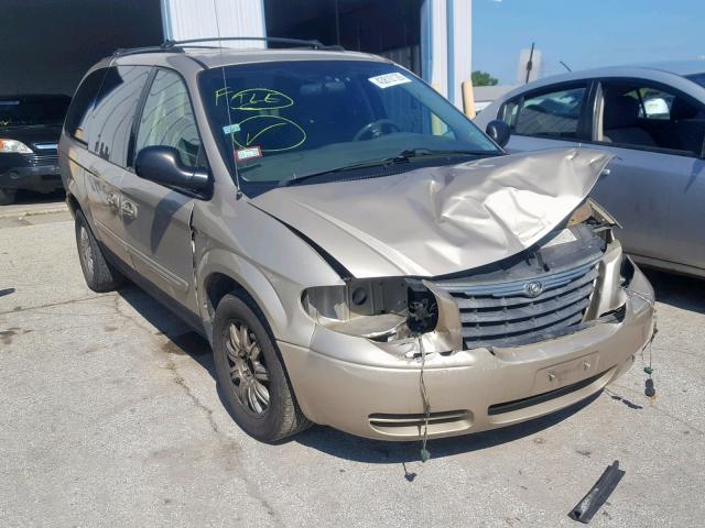 2A4GP54L56R624946 - 2006 CHRYSLER TOWN & COU GOLD photo 1