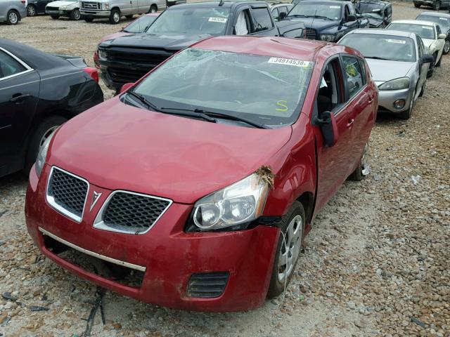 5Y2SP6E81AZ414844 - 2010 PONTIAC VIBE RED photo 9