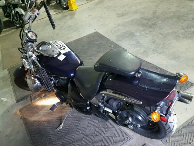 JS1VS56A072104610 - 2007 SUZUKI VZ800 PURPLE photo 3