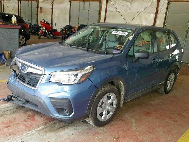 JF2SKAAC7KH476396 - 2019 SUBARU FORESTER BLUE photo 2