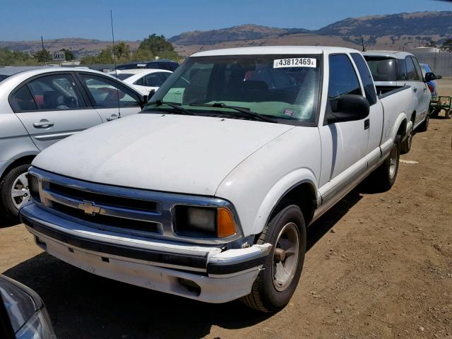 1GCCS19W1T8103700 - 1996 CHEVROLET S TRUCK S1 WHITE photo 2