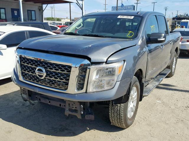 1N6AA1EK0JN548650 - 2018 NISSAN TITAN S GRAY photo 2