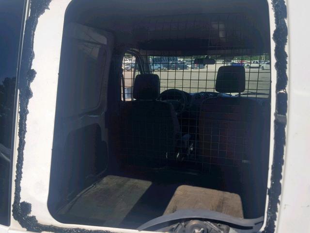 NM0LS7CN3AT002975 - 2010 FORD TRANSIT CO WHITE photo 6