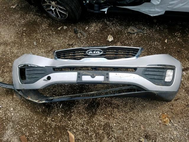 KNDPC3A21B7135621 - 2011 KIA SPORTAGE E SILVER photo 9