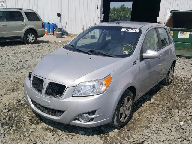 KL2TD66E49B647626 - 2009 PONTIAC G3 SILVER photo 2