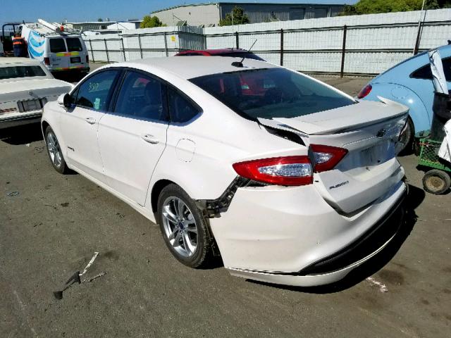 3FA6P0LU8GR356930 - 2016 FORD FUSION SE WHITE photo 3