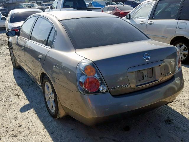 1N4AL11D23C230277 - 2003 NISSAN ALTIMA GRAY photo 3