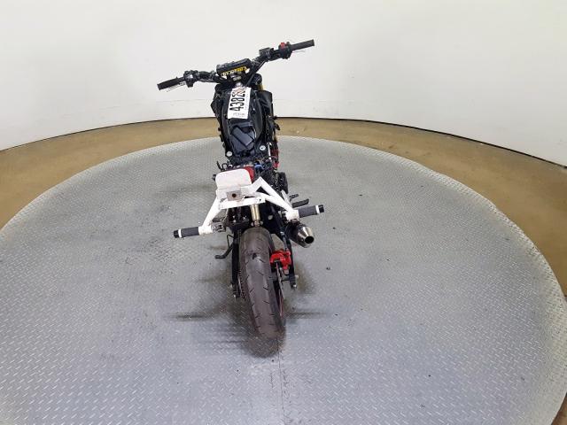 MLHJC6116H5207493 - 2017 HONDA GROM 125 WHITE photo 9