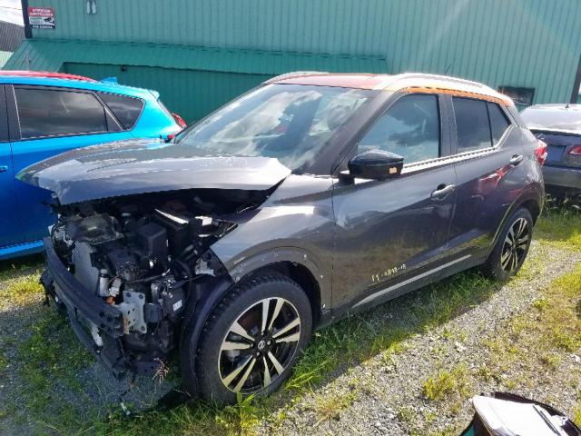 3N1CP5CU8JL499450 - 2018 NISSAN KICKS S TWO TONE photo 2