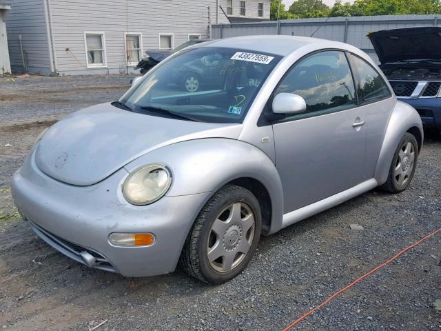 3VWCC21C9XM474168 - 1999 VOLKSWAGEN NEW BEETLE Gümüş foto 2
