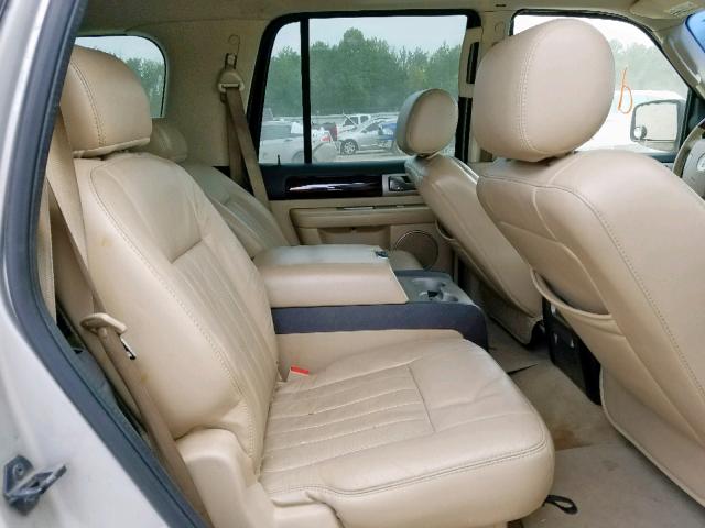 5LMFU28565LJ07319 - 2005 LINCOLN NAVIGATOR TAN photo 6
