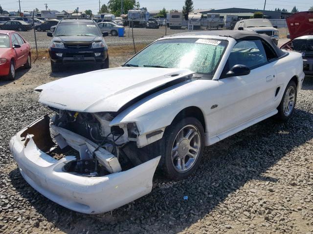 1FAFP45X7WF190104 - 1998 FORD MUSTANG GT WHITE photo 2