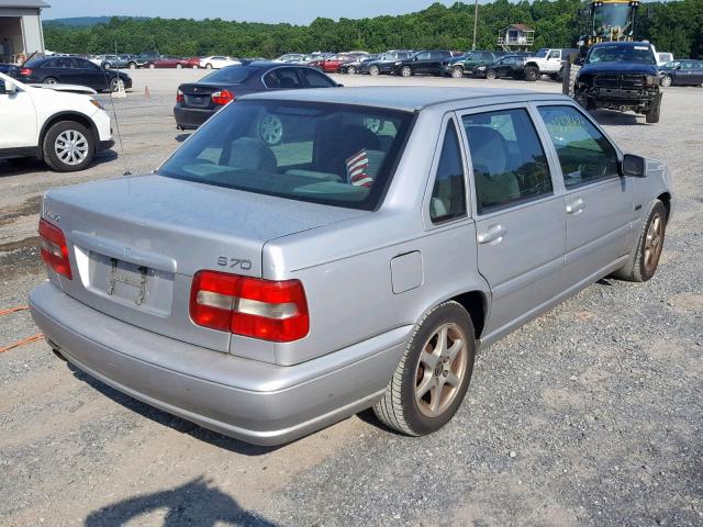 YV1LS5574W2511177 - 1998 VOLVO S70 SILVER photo 4