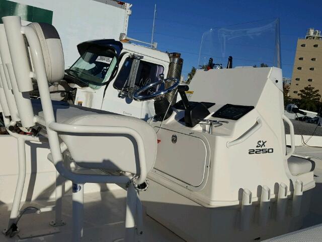 STE15784B616 - 2016 SKEE BOAT WHITE photo 5