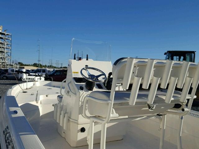 STE15784B616 - 2016 SKEE BOAT WHITE photo 9