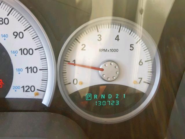 1D7HW48N25S253749 - 2005 DODGE DAKOTA QUA GRAY photo 8