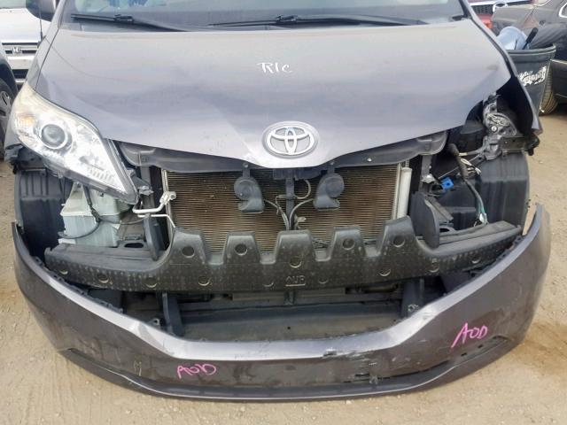 5TDKK3DC4DS362618 - 2013 TOYOTA SIENNA LE GRAY photo 9