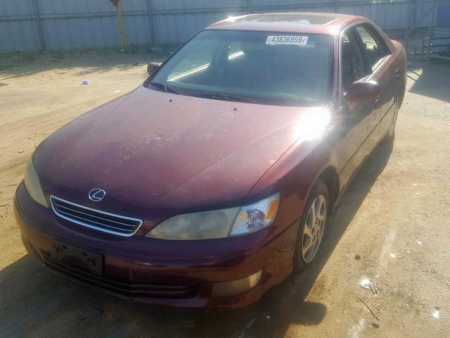 JT8BF28G510294452 - 2001 LEXUS ES 300 BURGUNDY photo 2