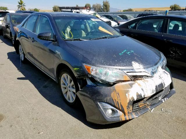 4T1BD1FK4EU139992 - 2014 TOYOTA CAMRY HYBR GRAY photo 1