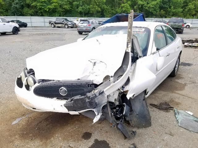 2G4WD582061132587 - 2006 BUICK LACROSSE C WHITE photo 2