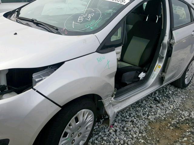 3FADP4TJ9GM170699 - 2016 FORD FIESTA S SILVER photo 9