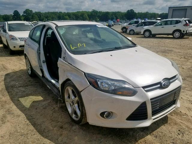 1FADP3N22EL103733 - 2014 FORD FOCUS TITA WHITE photo 1