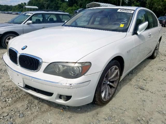 WBAHN83557DT65090 - 2007 BMW 750 WHITE photo 2