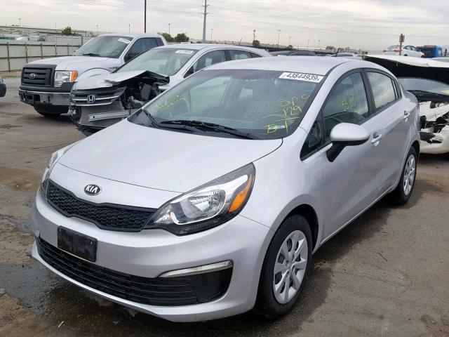 KNADM4A35H6016609 - 2017 KIA RIO LX SILVER photo 2