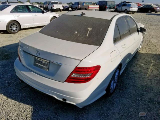 WDDGF4HB4CR208771 - 2012 MERCEDES-BENZ C 250 WHITE photo 4