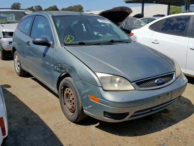 3FAFP31N35R110877 - 2005 FORD FOCUS ZX3 GRAY photo 1