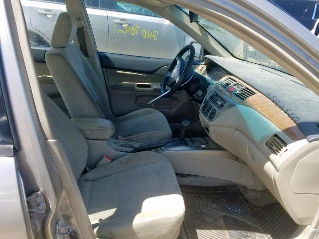 JA3AJ26E74U059107 - 2004 MITSUBISHI LANCER ES SILVER photo 5